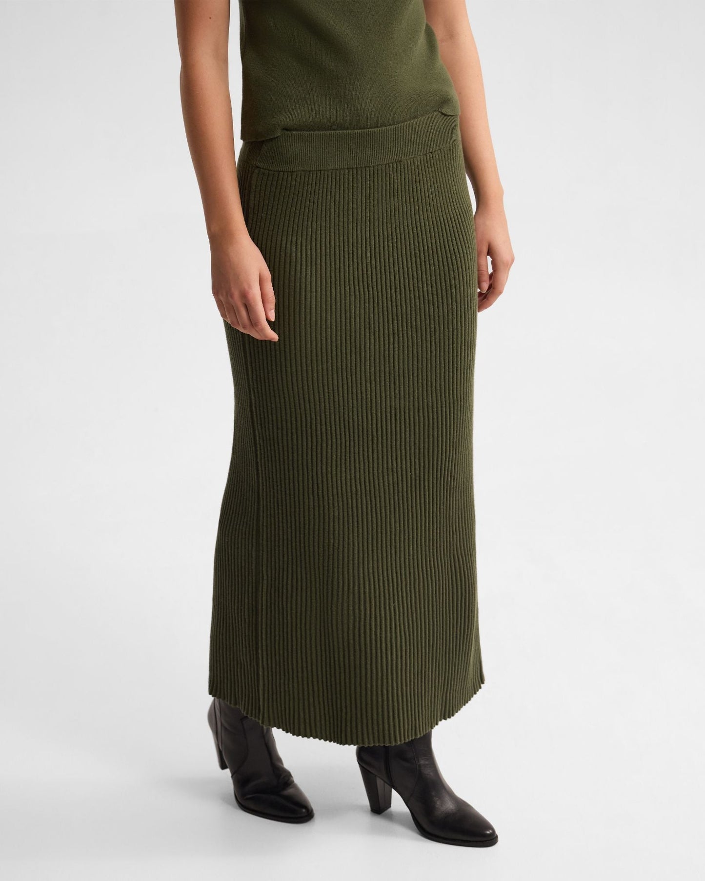 Belle Rib Knitted Skirt