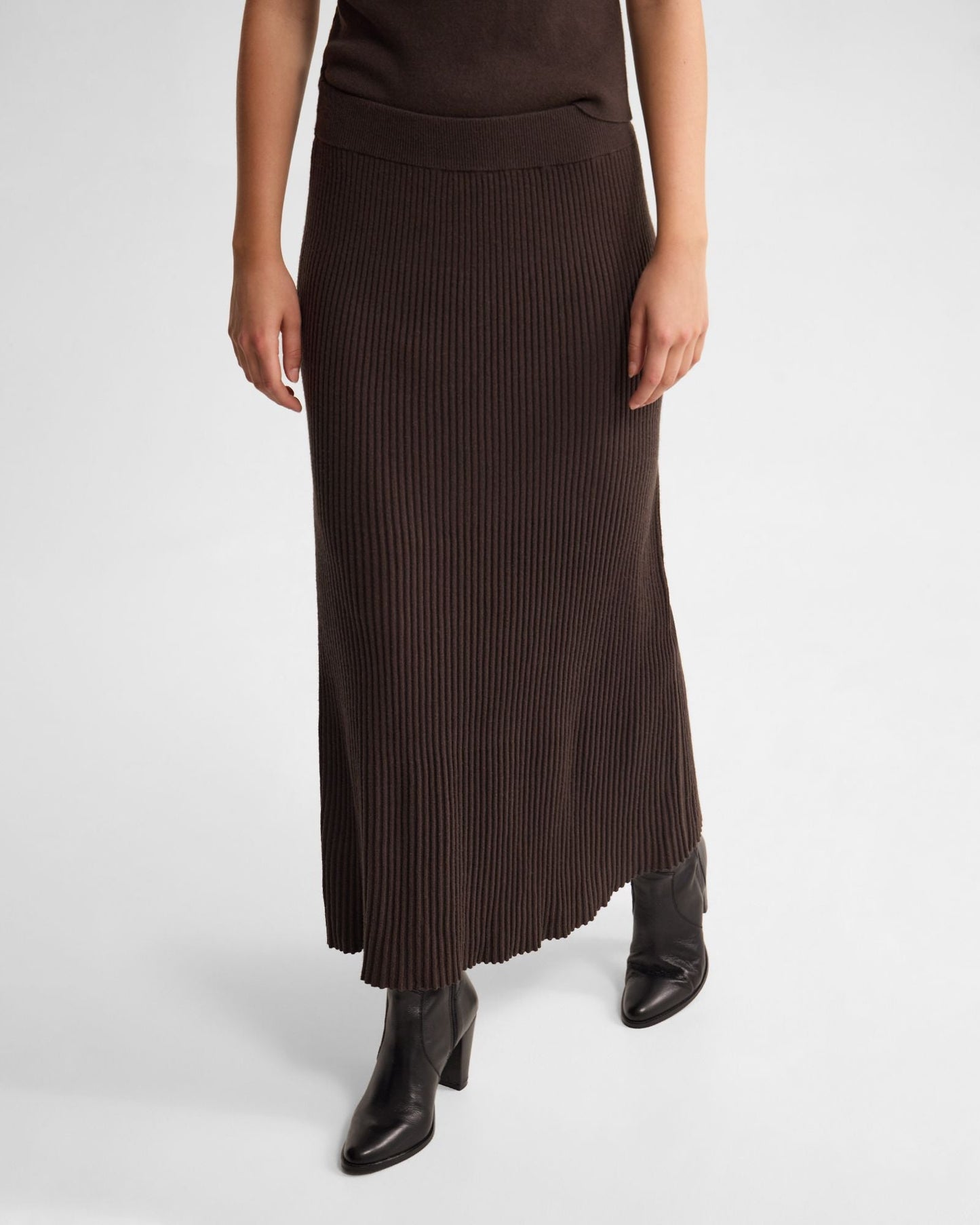 Belle Rib Knitted Skirt