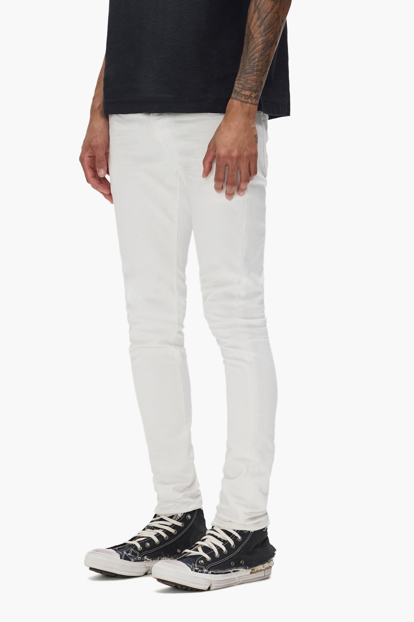 P001 Optic White