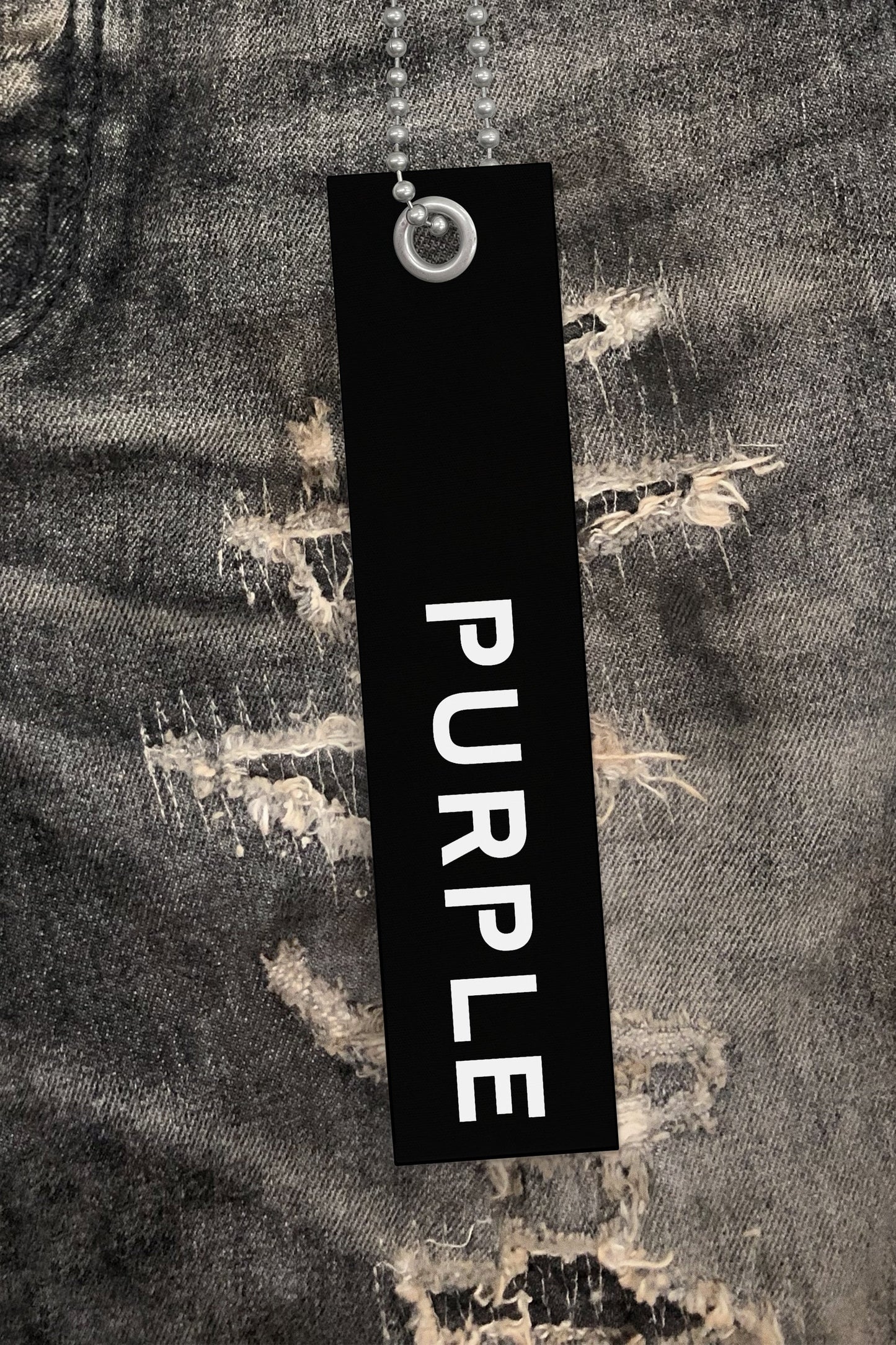 P001 LOW RISE SKINNY JEAN - Tinted Black Repair