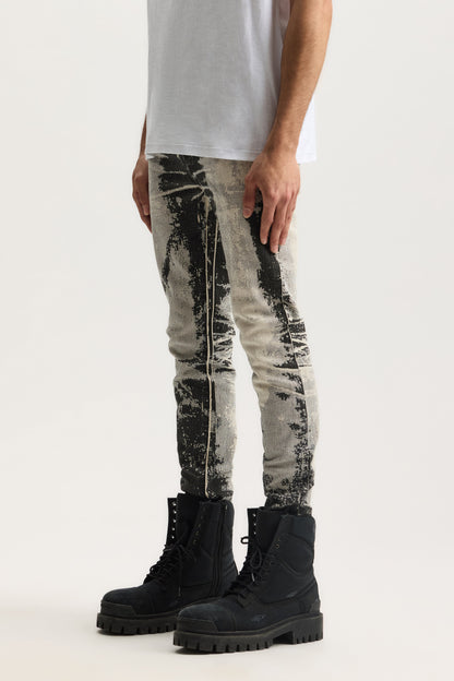 P001 Trompe L'oeil
