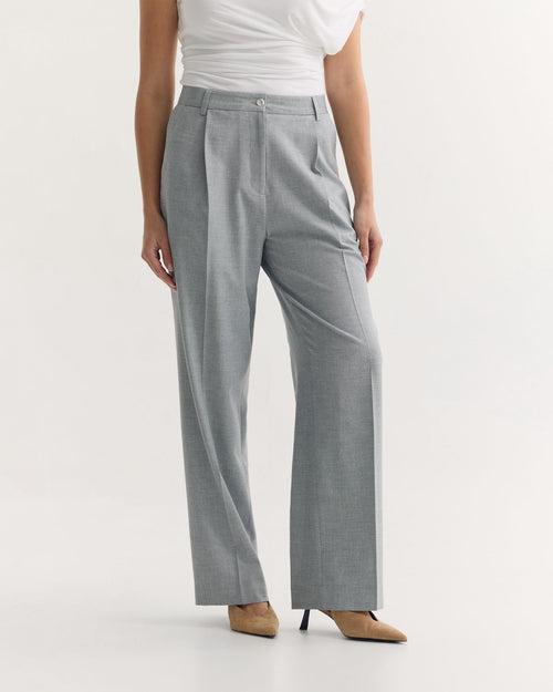Billie Single Pleat Pant