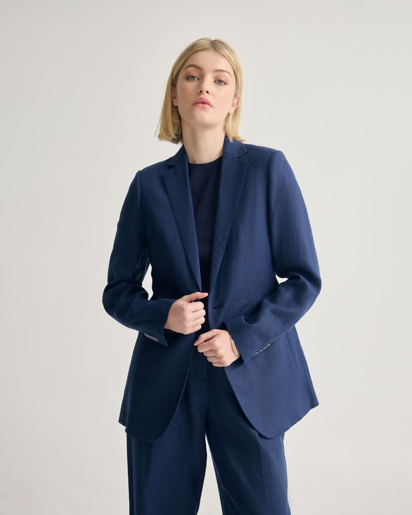 Lola Linen Blazer