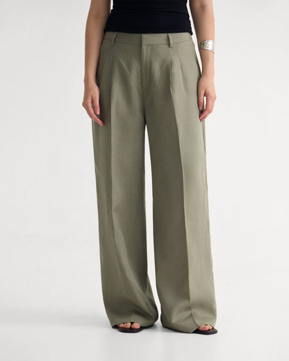 Cameron Pant