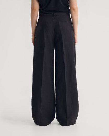 Cameron Pant