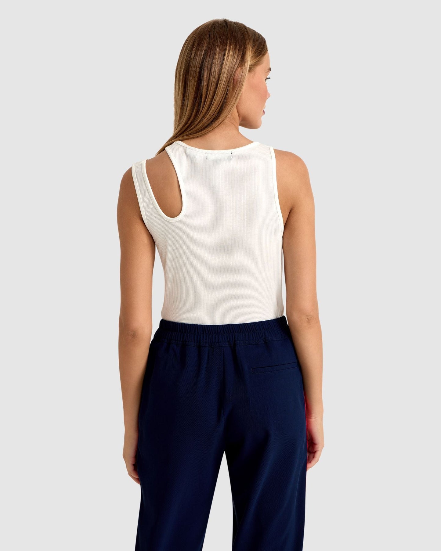 Alexa Rib Tank