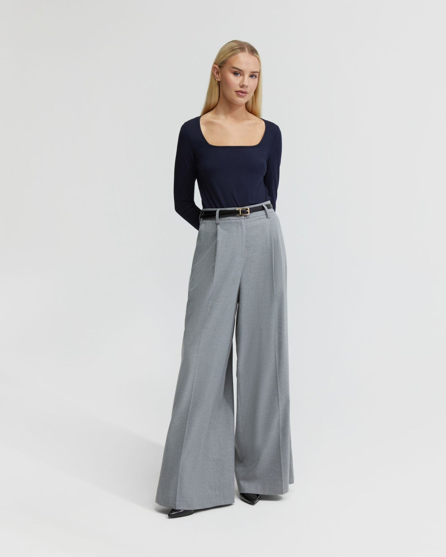 Cassie Square Neck Long Sleeve T-Shirt