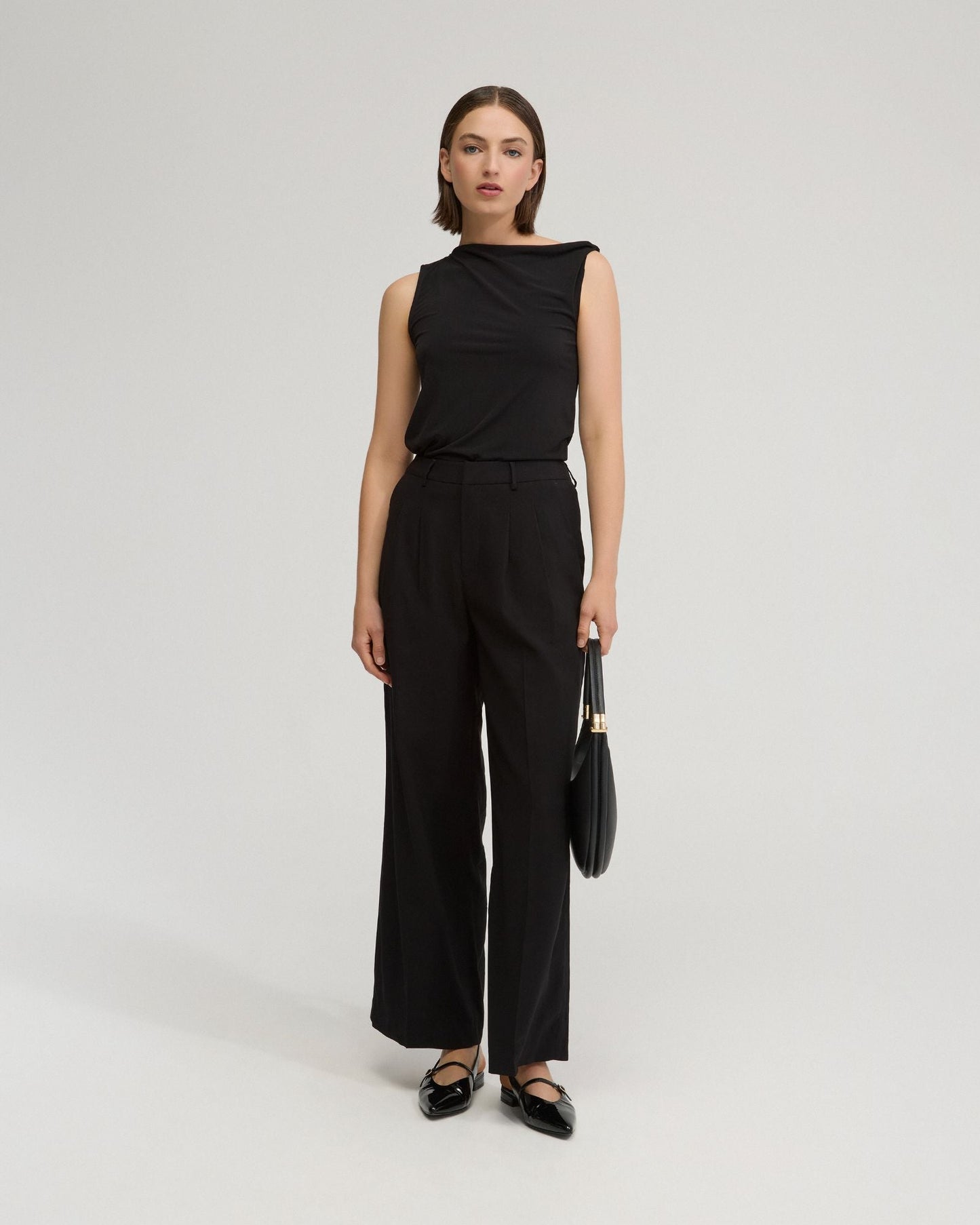Nova Twist Shoulder Top