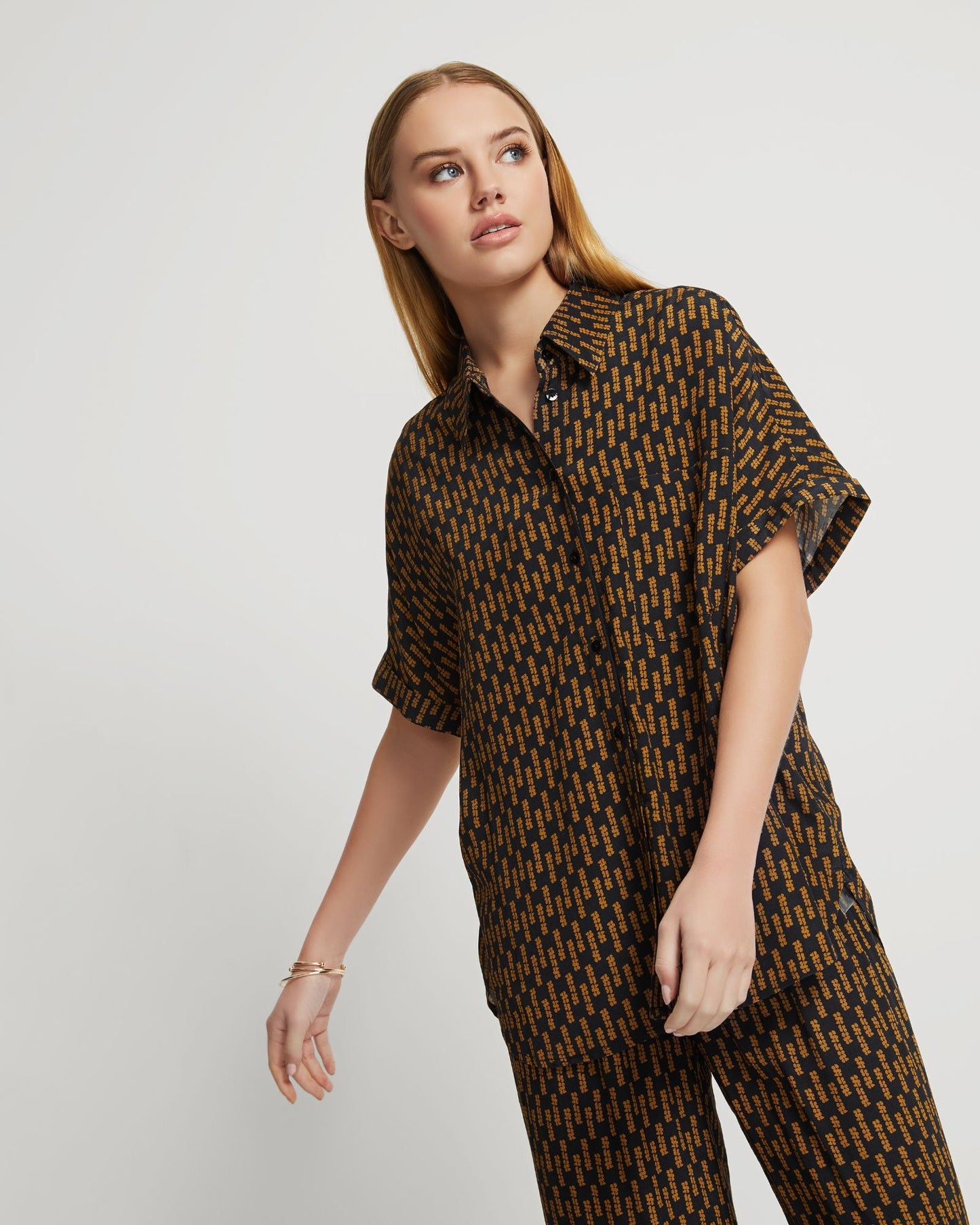 Jasmine Printed Short Sleeve Shirt