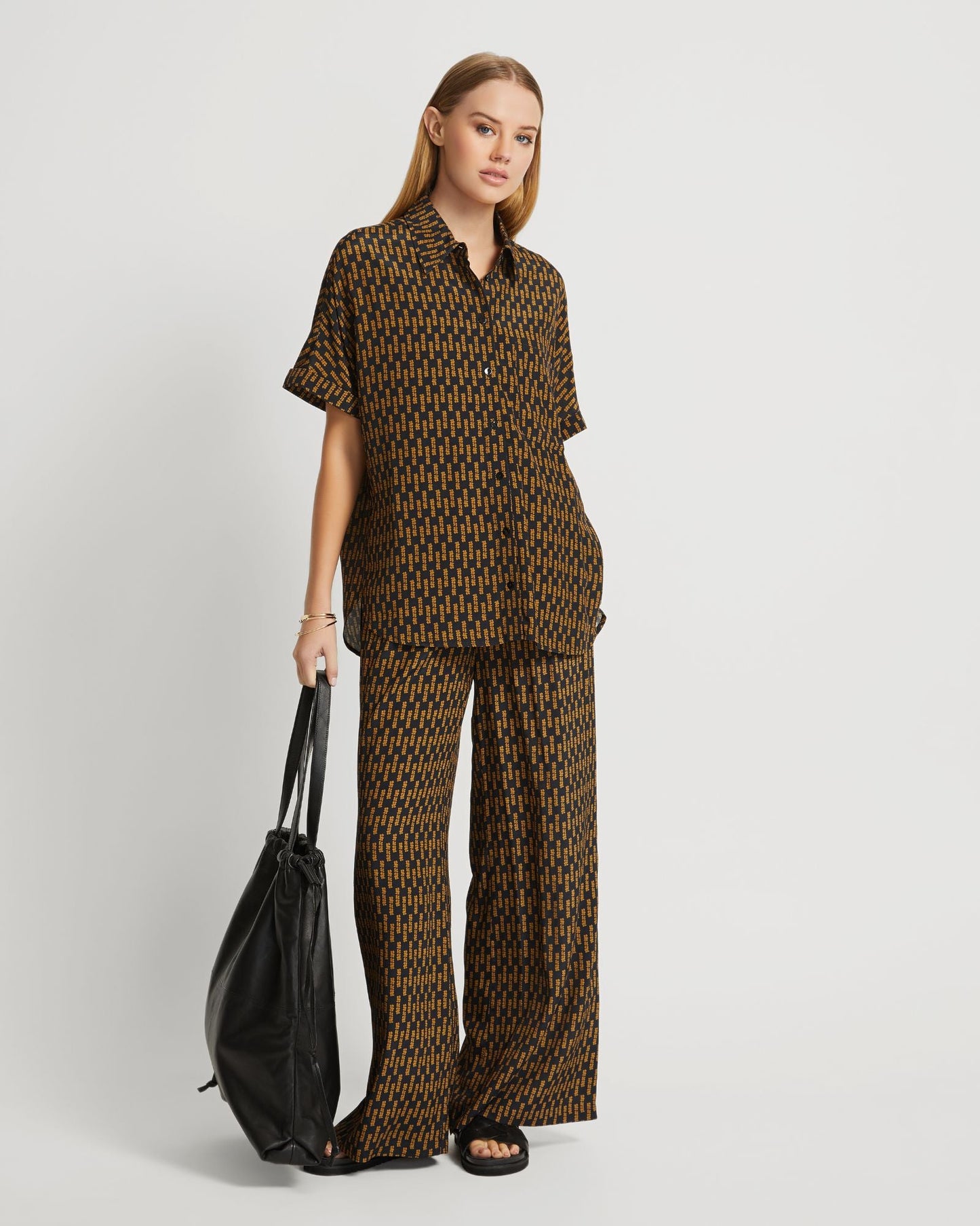 Jasmine Printed Short Sleeve Shirt