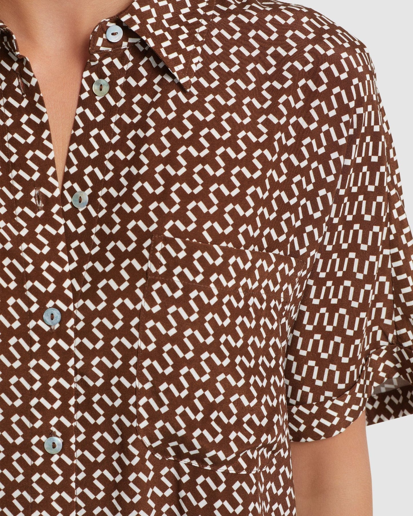 Jasmine Zigzag Short Sleeve Shirt