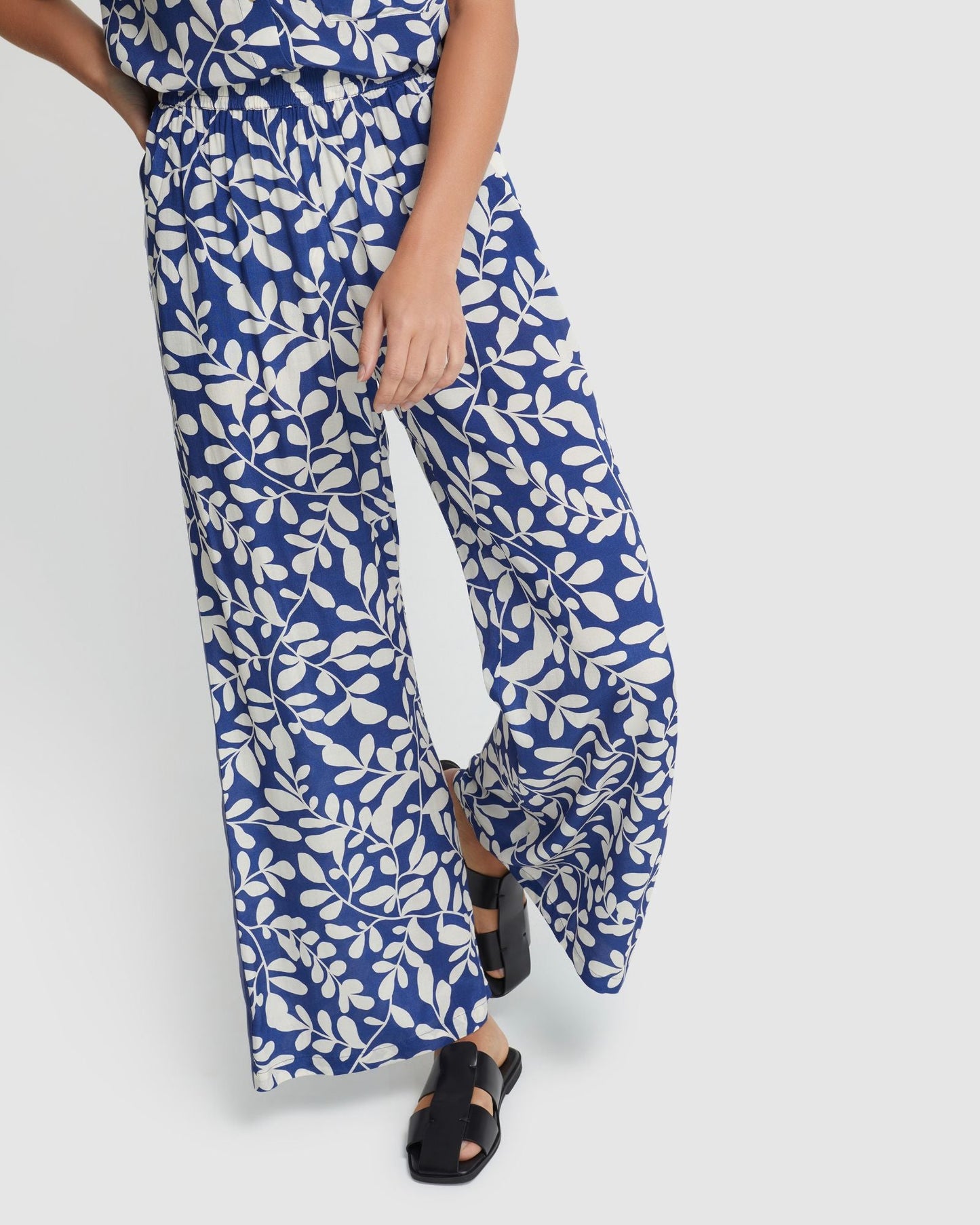 Chantel Pants With Sideleg Tape