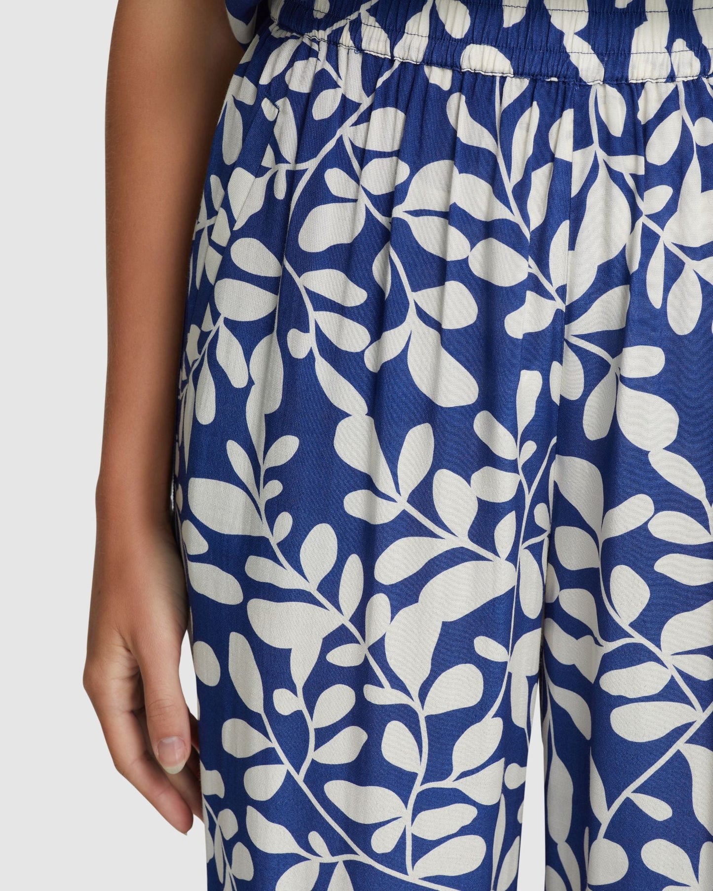 Chantel Pants With Sideleg Tape