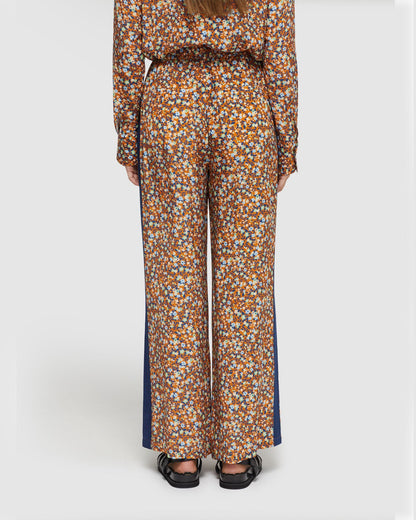 Chantel Floral Print Leg Pants