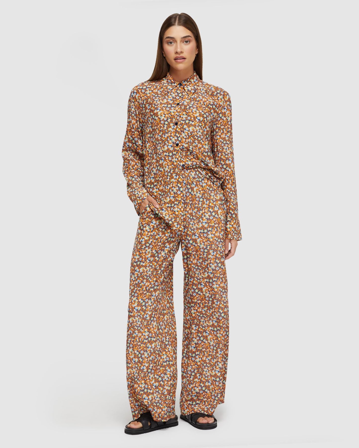 Chantel Floral Print Leg Pants
