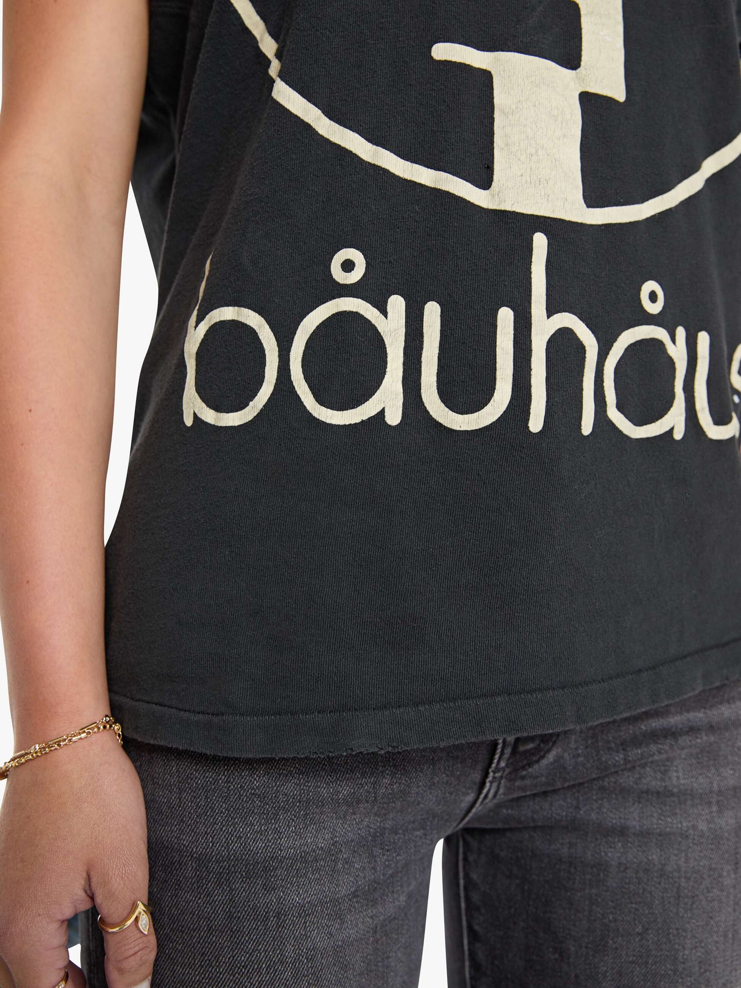 MadeWorn Bauhaus Tee - Coal