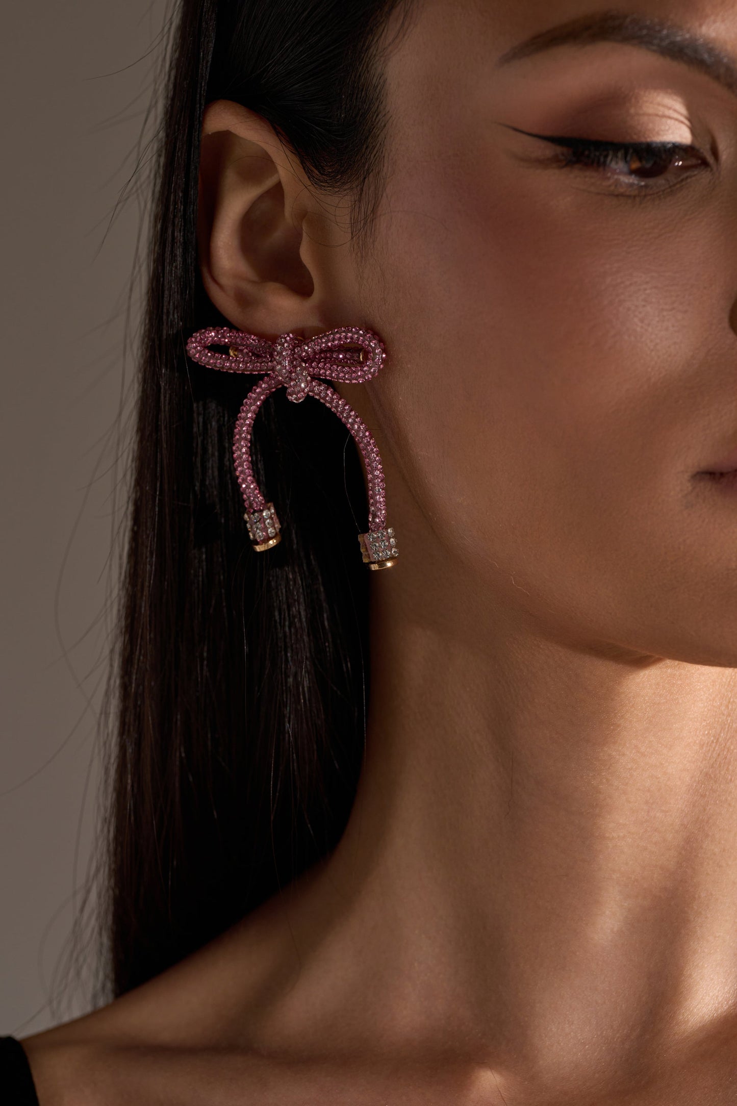 ALL NIGHT LONG LIGHT PINK EARRING