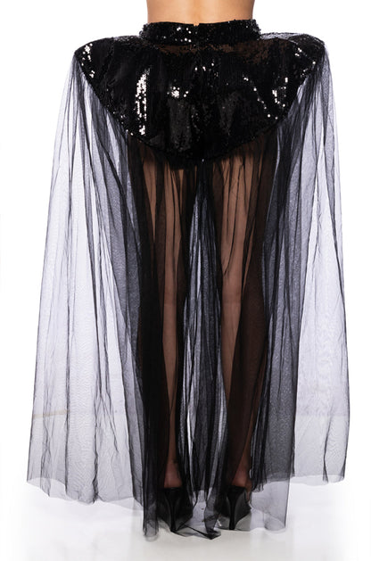 ALL OF THE DRAMA TULLE OVERLAY SEQUINED FASHION SHORT